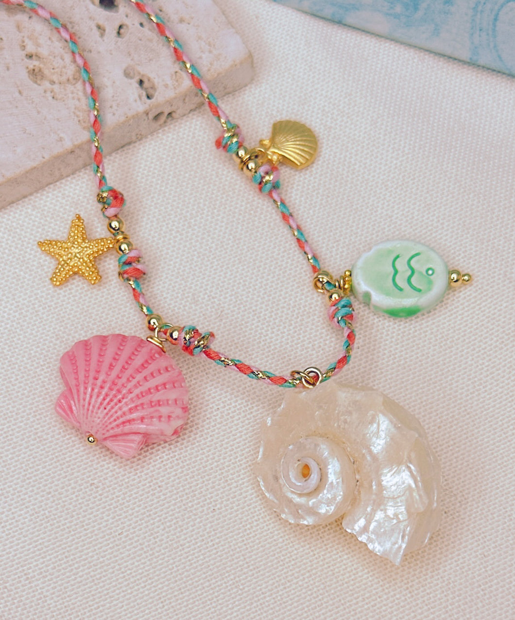 CARACOLINA NECKLACE