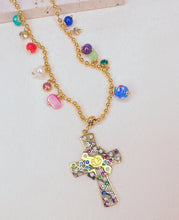Load image into Gallery viewer, DIVINO CROSS NECKLACE